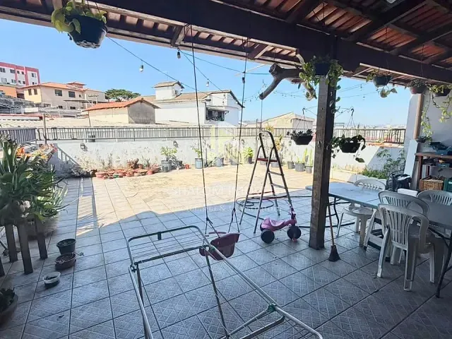 Cobertura / Penthouse 3 quartos e 2 banheiros, à venda, no bairro Industrial em Contagem