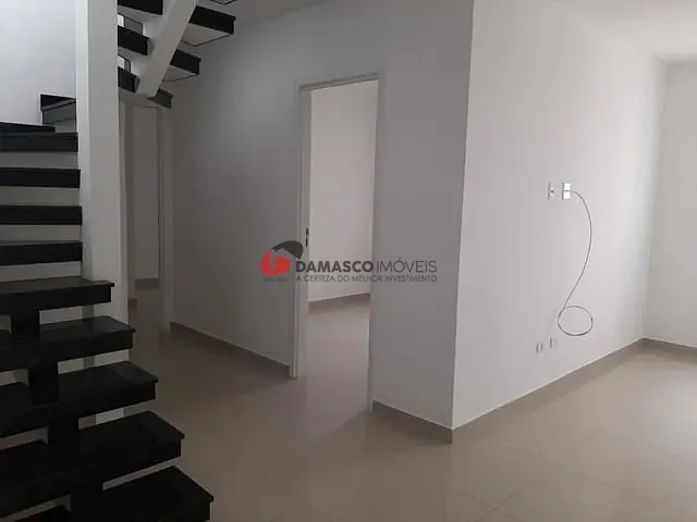 Cobertura / Penthouse 2 quartos e 1 banheiro, para alugar, no bairro Nova Gerty em São Caetano do Sul