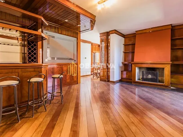 Cobertura / Penthouse com 428m² 3 quartos e 5 banheiros, à venda, no bairro Jardim Lindóia em Porto Alegre