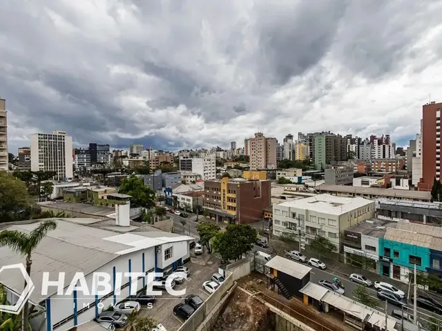 Cobertura / Penthouse 2 quartos e 3 banheiros, à venda, no bairro Batel em Curitiba