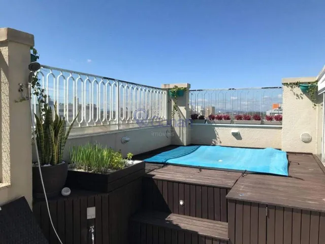 Cobertura / Penthouse com 286m² 3 quartos e 3 banheiros, à venda, no bairro Água Verde em Curitiba