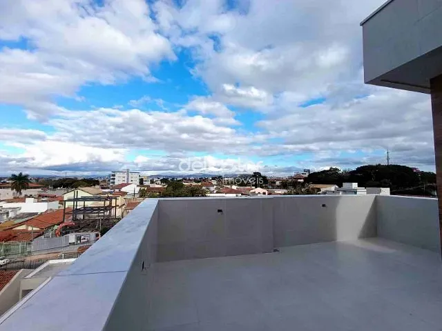Cobertura / Penthouse com 160m² 4 quartos e 3 banheiros, à venda, no bairro Planalto em Belo Horizonte