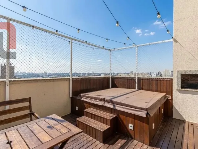 Cobertura / Penthouse 3 quartos e 4 banheiros, à venda, no bairro Água Verde em Curitiba