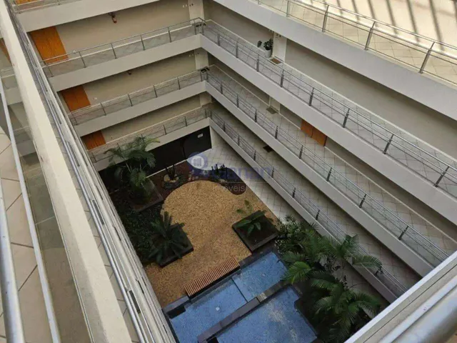 Cobertura / Penthouse 3 quartos e 3 banheiros, à venda, no bairro Cabral em Curitiba