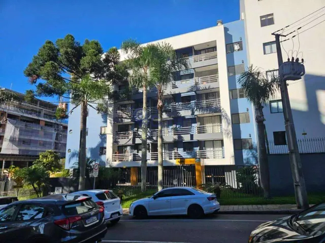 Cobertura / Penthouse 3 quartos e 3 banheiros, à venda, no bairro Cabral em Curitiba