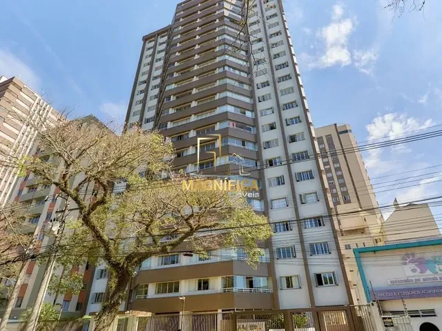 Cobertura / Penthouse 4 quartos e 6 banheiros, à venda, no bairro Cristo Rei em Curitiba