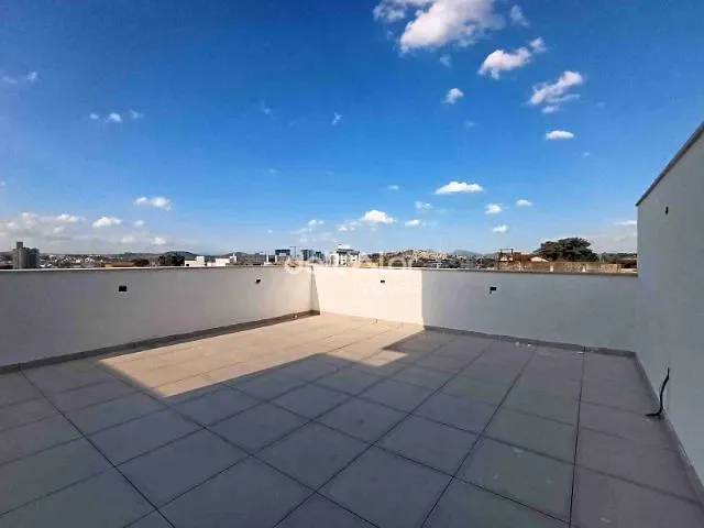 Cobertura / Penthouse com 150m² 3 quartos e 3 banheiros, à venda, no bairro Planalto em Belo Horizonte