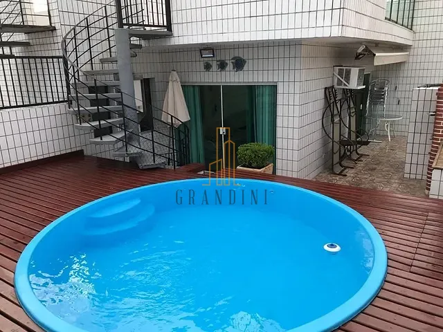 Cobertura / Penthouse 4 quartos e 3 banheiros, à venda, no bairro Tortuga em Guarujá