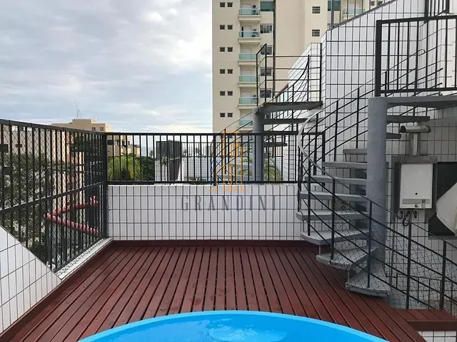 Cobertura / Penthouse 4 quartos e 3 banheiros, à venda, no bairro Tortuga em Guarujá