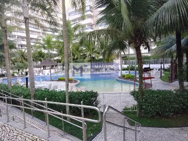 Cobertura / Penthouse com 200m² 4 quartos e 4 banheiros, para alugar, no bairro Recreio dos Bandeirantes em Rio de Janeiro