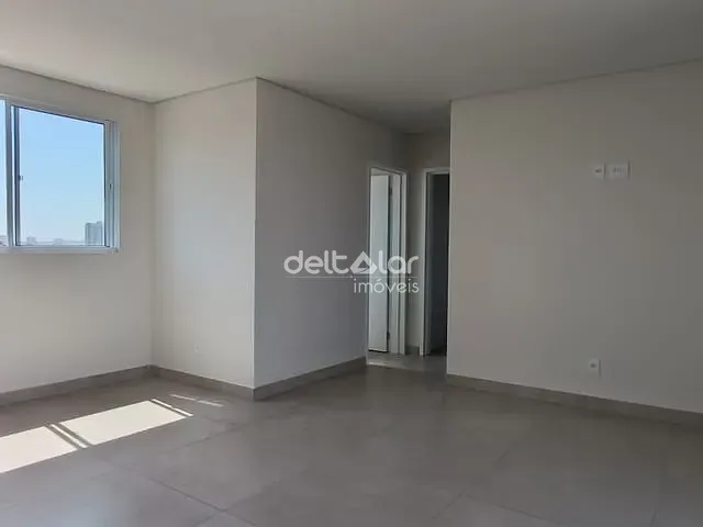 Cobertura / Penthouse com 100m² 2 quartos e 1 banheiro, à venda, no bairro Santa Mônica em Belo Horizonte