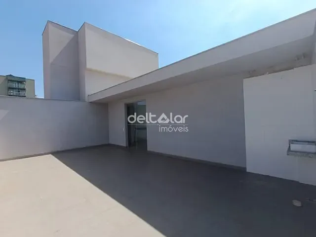 Cobertura / Penthouse com 100m² 2 quartos e 1 banheiro, à venda, no bairro Santa Mônica em Belo Horizonte