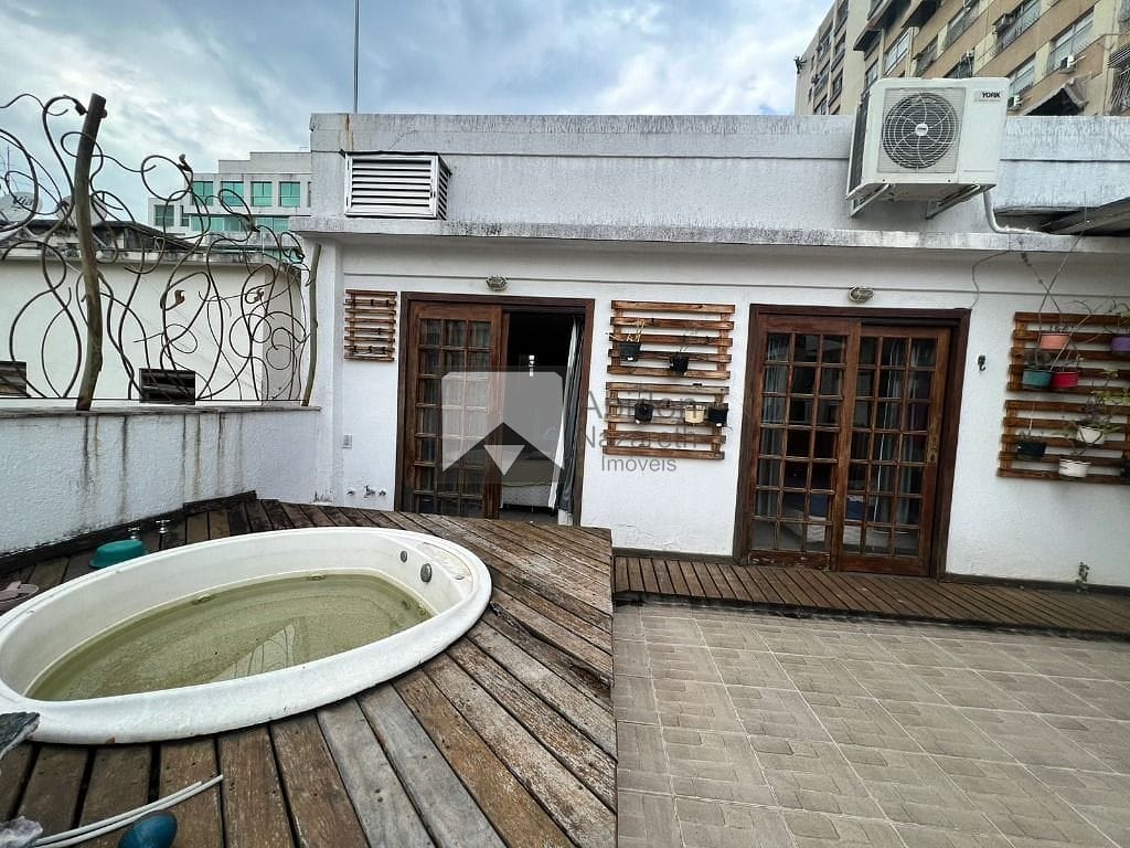 Cobertura à venda com 2 quartos, 120m² - Foto 4