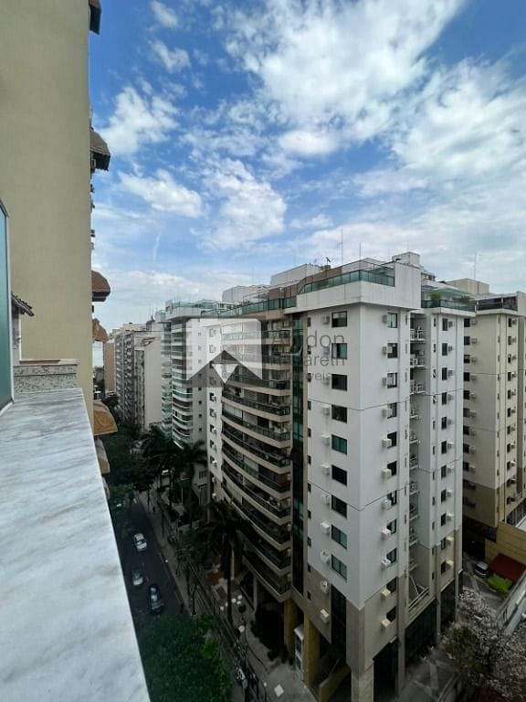 Cobertura à venda com 2 quartos, 120m² - Foto 3