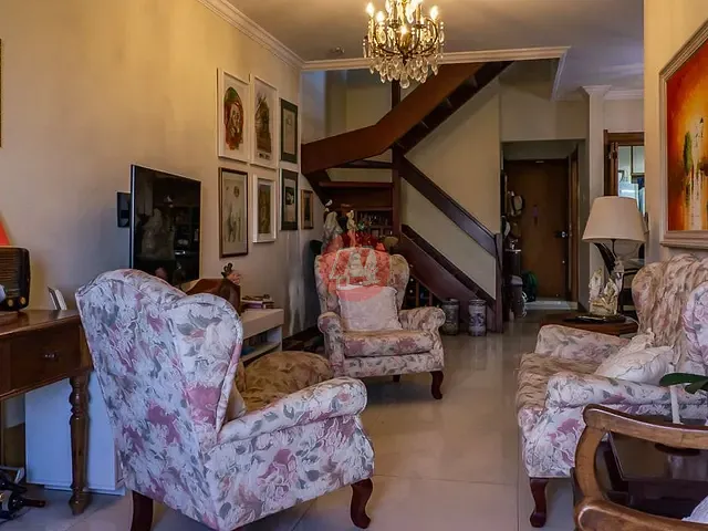 Cobertura / Penthouse com 295m² 3 quartos e 4 banheiros, à venda, no bairro Petrópolis em Porto Alegre
