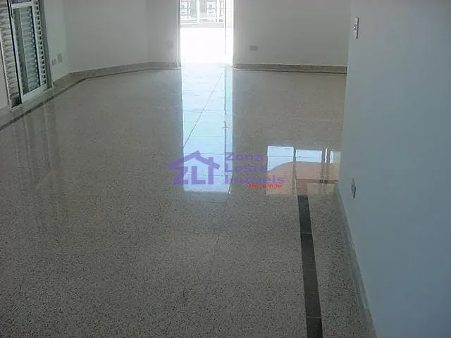 Cobertura / Penthouse com 356m² 4 quartos e 5 banheiros, à venda, no bairro Ponta da Praia em Santos