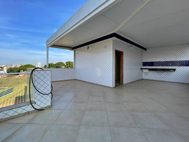 Foto do Cobertura / Penthouse - Cobertura para locação com 3 quartos (1 suíte), armarios e uma vaga, Santa Mônica, Belo Horizonte, MG | Deltalar Imóveis