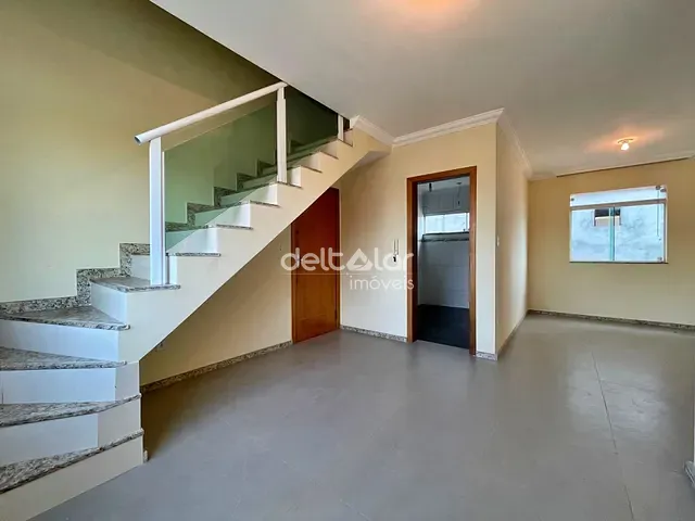 Cobertura / Penthouse com 120m² 3 quartos e 2 banheiros, à venda, no bairro Santa Mônica em Belo Horizonte