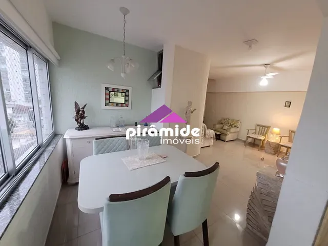 Cobertura / Penthouse com 211m² 3 quartos e 3 banheiros, à venda ou para alugar, no bairro Centro em Caraguatatuba