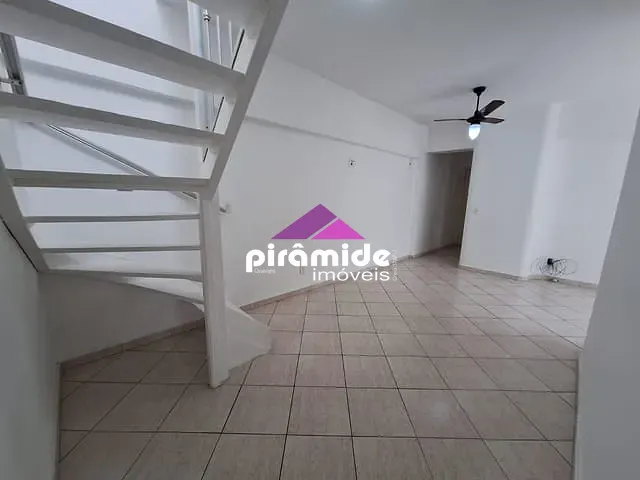 Apartamento com 211m² 3 quartos e 3 banheiros, à venda ou para alugar, no bairro Centro em Caraguatatuba