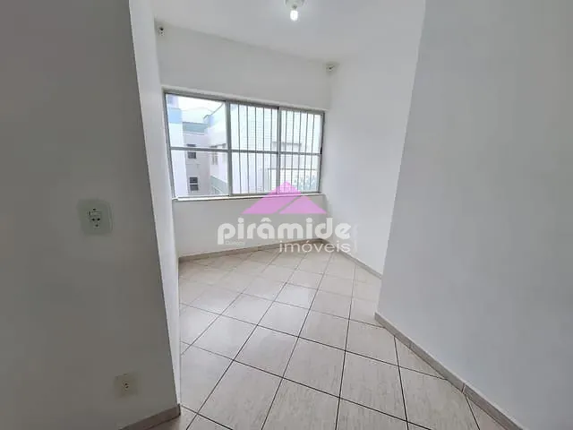 Apartamento com 211m² 3 quartos e 3 banheiros, à venda ou para alugar, no bairro Centro em Caraguatatuba
