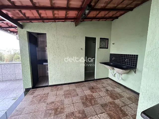 Cobertura / Penthouse com 134m² 3 quartos e 1 banheiro, à venda, no bairro Santa Mônica em Belo Horizonte
