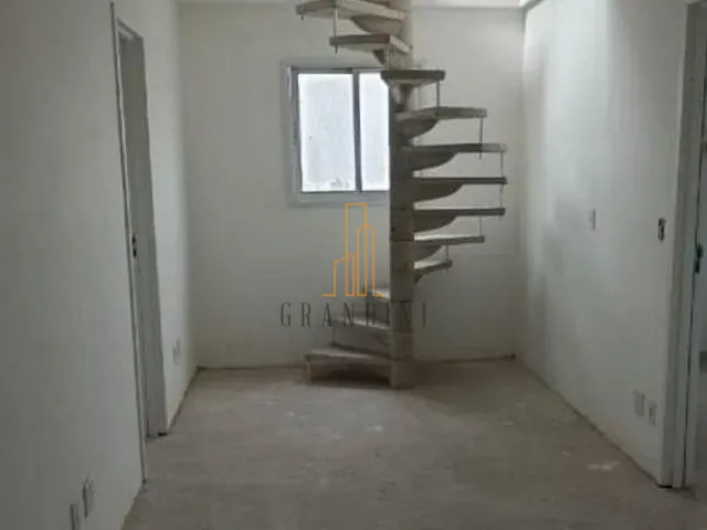 Cobertura / Penthouse 3 quartos e 2 banheiros, à venda, no bairro Jardim Cristiane em Santo André