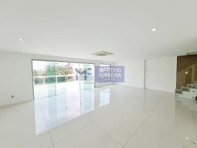 Cobertura / Penthouse com 332m² 4 quartos e 7 banheiros, para alugar, no bairro Recreio dos Bandeirantes em Rio de Janeiro