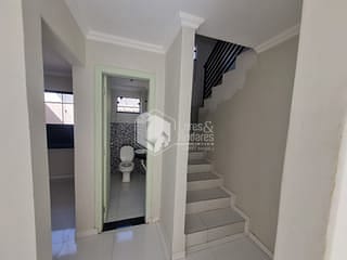 Foto do Cobertura / Penthouse-Duplex para venda em Jardim Maria Tereza com 2 quartos, sendo 1 suíte, 109m²
