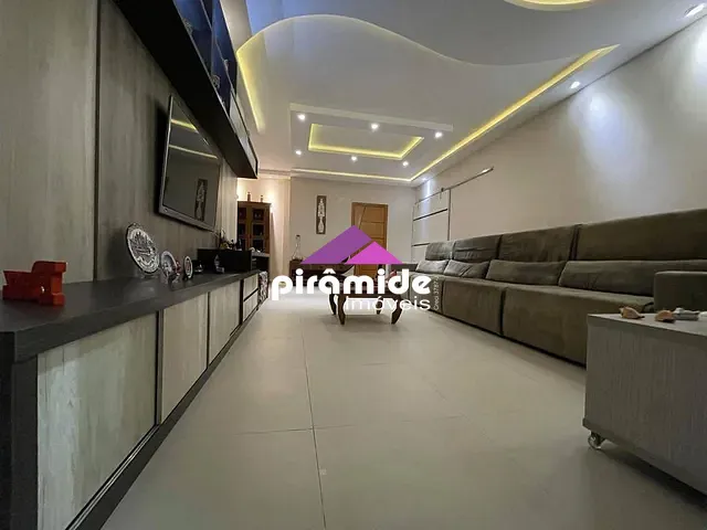 Cobertura / Penthouse com 306m² 4 quartos e 4 banheiros, à venda, no bairro Centro em Ubatuba
