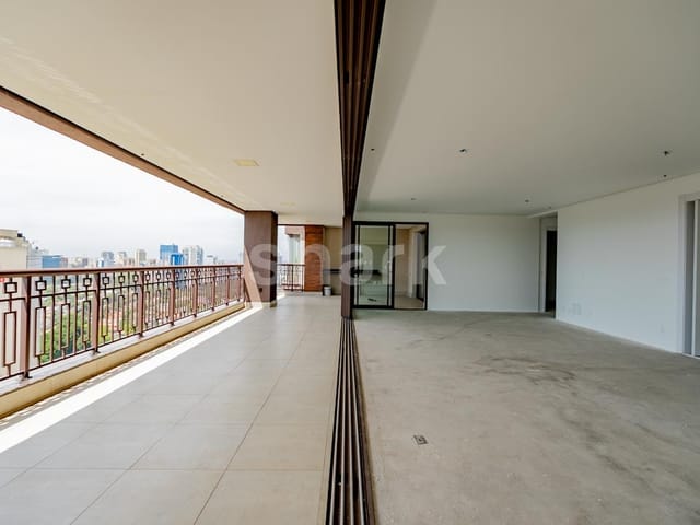 Cobertura / Penthouse com 708m² 4 quartos e 4 banheiros, à venda, no bairro Green Valley Alphaville em Barueri