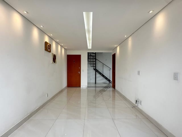 Foto do Cobertura / Penthouse - Cobertura para locação com 3 quartos (1 suíte) armarios planejados e duas vagas, Novo Centro, Santa Luzia, MG | Deltalar Imóveis
