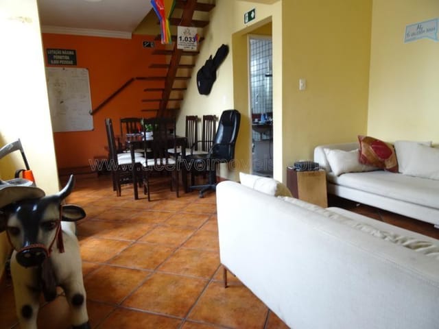 Cobertura / Penthouse com 1365m² 5 quartos e 2 banheiros, à venda, no bairro Centro em Juiz de Fora