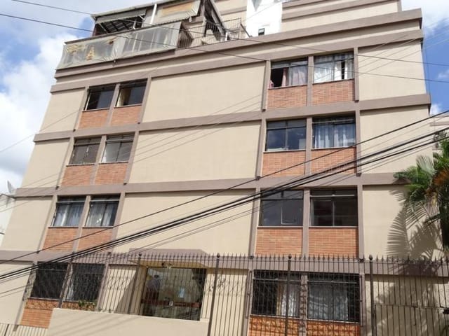 Cobertura / Penthouse com 1365m² 5 quartos e 2 banheiros, à venda, no bairro Centro em Juiz de Fora
