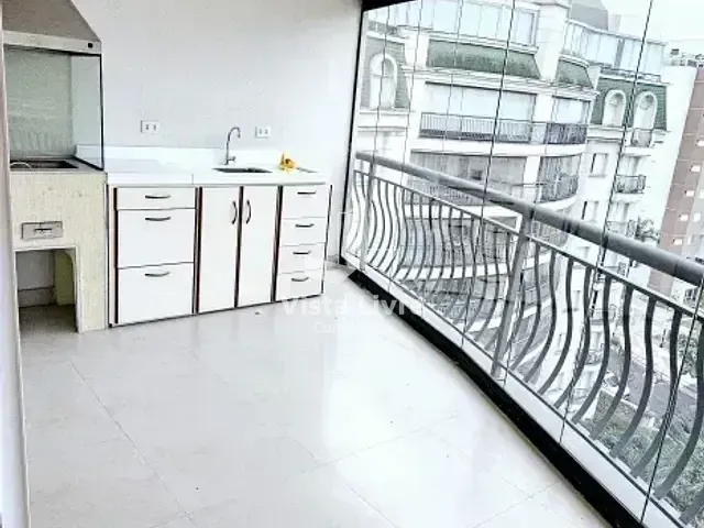 Cobertura / Penthouse com 300m² 3 quartos e 4 banheiros, à venda, no bairro Cidade São Francisco em São Paulo