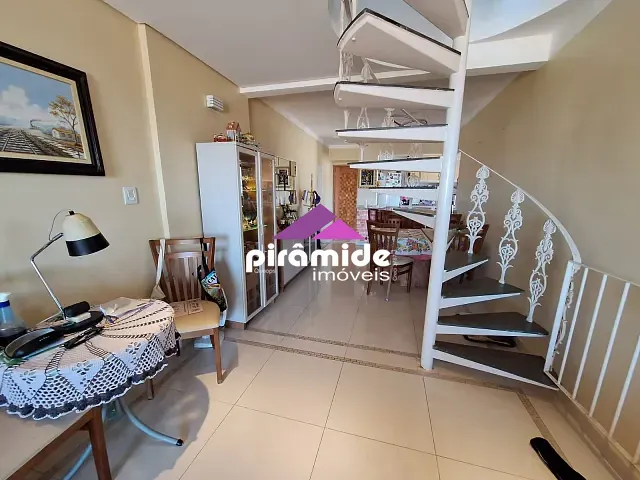 Cobertura / Penthouse 3 quartos e 3 banheiros, à venda, no bairro Centro em Caraguatatuba