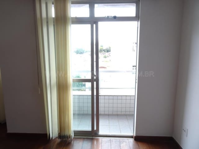 Cobertura / Penthouse 3 quartos e 2 banheiros, para alugar, no bairro São Mateus em Juiz de Fora
