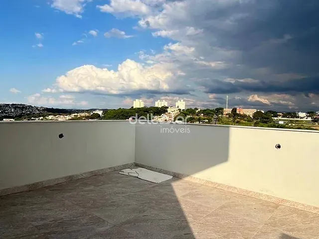 Cobertura / Penthouse com 90m² 2 quartos e 1 banheiro, para alugar, no bairro Piratininga (Venda Nova) em Belo Horizonte