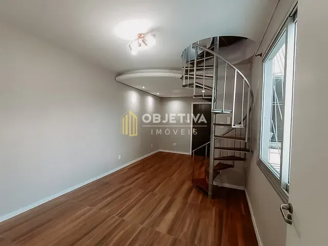 Cobertura / Penthouse 2 quartos e 1 banheiro, à venda, no bairro Rio Branco em Porto Alegre