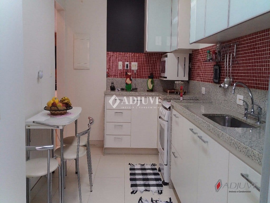 Cobertura à venda com 2 quartos, 160m² - Foto 9