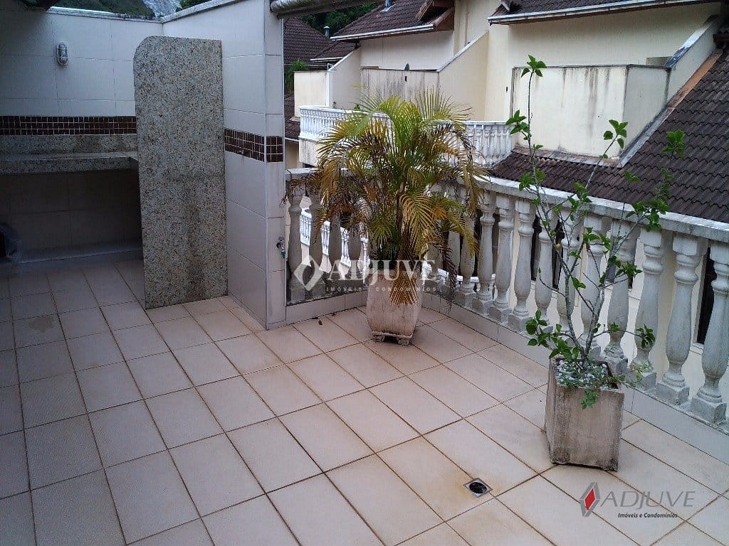 Cobertura à venda com 2 quartos, 160m² - Foto 22