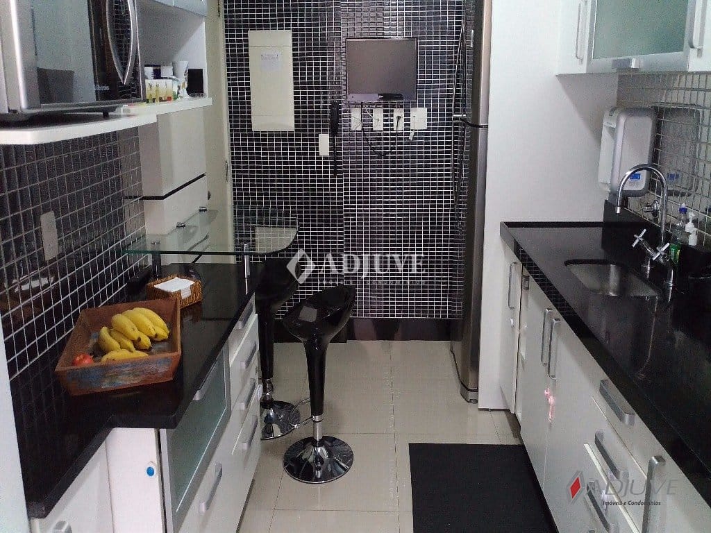 Cobertura à venda com 3 quartos, 160m² - Foto 12