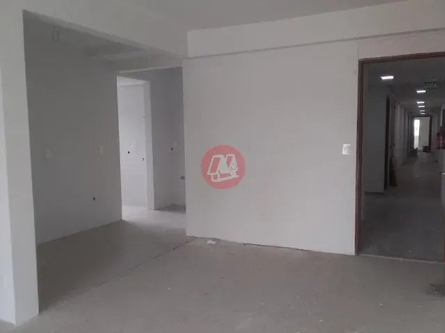 Cobertura / Penthouse com 187m² 2 quartos e 2 banheiros, à venda, no bairro Menino Deus em Porto Alegre
