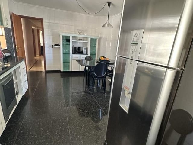 Cobertura / Penthouse 3 quartos e 4 banheiros, à venda, no bairro Centro em Juiz de Fora