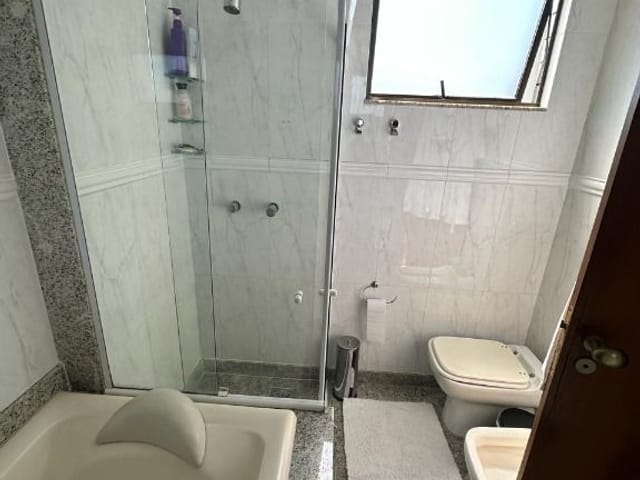 Cobertura / Penthouse 3 quartos e 4 banheiros, à venda, no bairro Centro em Juiz de Fora