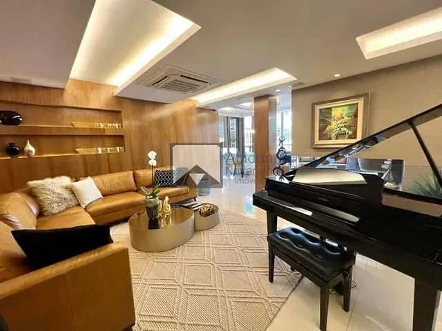 Cobertura / Penthouse com 350m² 4 quartos e 6 banheiros, à venda, no bairro Jardim Icaraí em Niterói