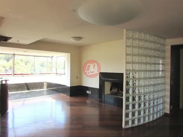 Cobertura / Penthouse com 398m² 4 quartos e 5 banheiros, à venda ou para alugar, no bairro Menino Deus em Porto Alegre