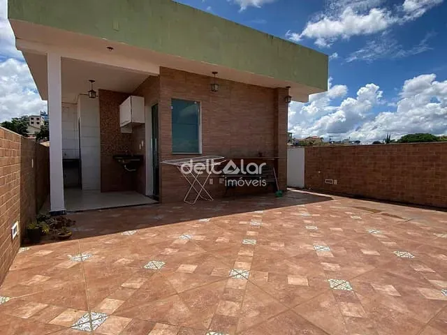 Cobertura / Penthouse 3 quartos e 3 banheiros, à venda, no bairro Santa Mônica em Belo Horizonte
