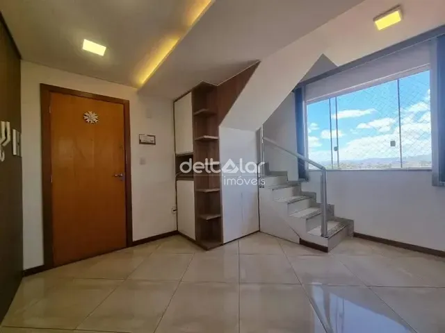 Cobertura / Penthouse 3 quartos e 2 banheiros, para alugar, no bairro Santa Mônica em Belo Horizonte