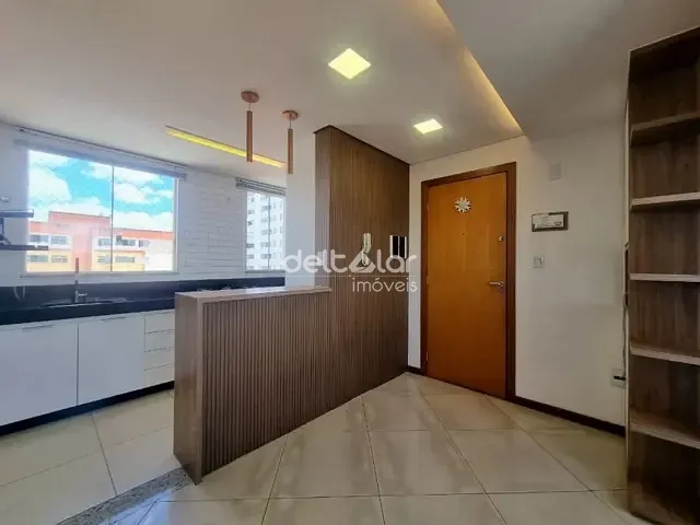 Cobertura / Penthouse 3 quartos e 2 banheiros, para alugar, no bairro Santa Mônica em Belo Horizonte